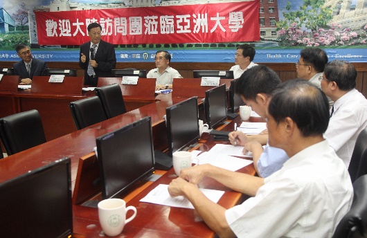图说：亚大校长蔡进发致词，欢迎北京北方工业大学莅校参访。